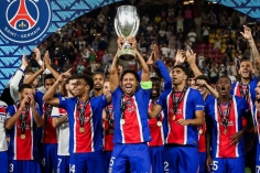 Thắng dễ Aston Villa, PSG bảo vệ thành công Siêu cúp châu Âu