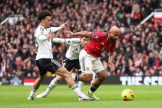 Trực tiếp Fulham 0-0 MU: Đẩy cao đội hình