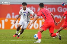 CĐV Trung Quốc đồng loạt nhắc Việt Nam khi thắng U23 Thái Lan 3-0 ở tứ kết ASIAD