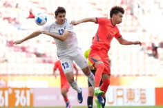 CĐV Uzbekistan đồng loạt nhắc Việt Nam khi thua U23 Trung Quốc ở loạt luân lưu