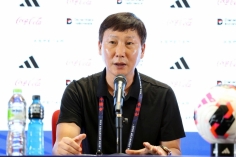 HLV Kim Sang-sik nói thẳng vấn đề của 2 cầu thủ nhập tịch ở FIFA ASEAN Cup