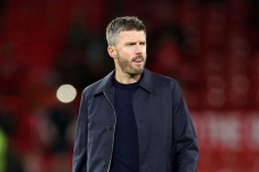HLV Carrick nói thẳng lý do MU không thắng nổi 10 người của Spurs