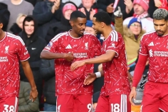 Trực tiếp Liverpool 2-0 Brighton: Nhân đôi cách biệt