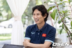 HLV U23 Việt Nam bất ngờ nhắc tới 'chuyện tương lai'