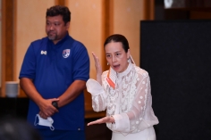Tận cùng thất vọng, Madam Pang tức tốc ra 'chỉ thị đặc biệt' cho U23 Thái Lan
