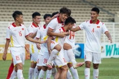 HLV Malaysia thừa nhận U19 Việt Nam xứng đáng đi tiếp