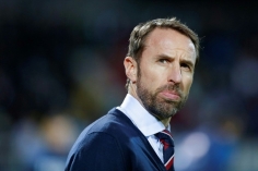 Báo Anh: ‘Southgate dùng đội hình B cũng có thể đưa bóng đá trở về nhà’
