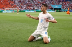 Schick tỏa sáng chấm dứt giấc mơ của Hà Lan ở EURO 2021