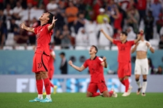 Video bàn thắng Hàn Quốc 2-1 Bồ Đào Nha: Son tỏa sáng, rực rỡ Á Châu