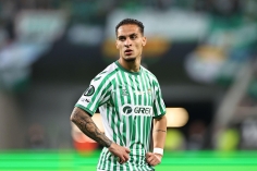 Kết quả C2 và C3: Ngoại hạng Anh thăng hoa, tạm biệt Antony