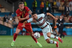 Video bàn thắng Bỉ 1-0 Bồ Đào Nha: Kịch tính đến phút cuối cùng.