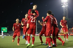 Báo Trung Quốc: 'Bóng đá Việt Nam đã hoàn toàn vượt Trung Quốc'