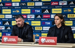 Sao Arsenal: 'Tôi đã nói chuyện với HLV nhiều hơn cả mẹ mình'