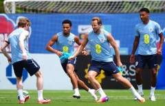 HLV Tuchel báo tin cực vui cho tuyển Anh trước World Cup 2026