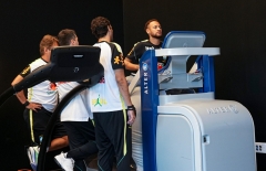 Neymar sử dụng công nghệ 'vũ trụ' để phục hồi chấn thương