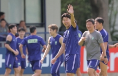 Son Heung-min lập cột mốc lịch sử, sánh ngang huyền thoại Hàn Quốc