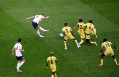 Tuyển Anh bỏ lỡ vé knock-out sớm sau trận hòa tiếc nuối với Ghana