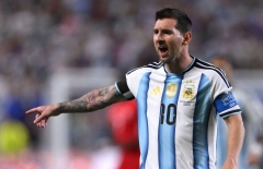 Chủ tịch Barca: 'Argentina thật may mắn khi có Messi'