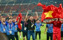 HLV Kim Sang Sik tuyên bố sẽ làm điều cực đặc biệt nếu Việt Nam vô địch AFF Cup