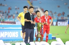 Báo Hàn: 'Hôm nay Kim Sang Sik là Vua bóng đá Việt Nam'