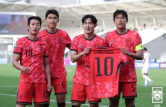 Lịch thi đấu bóng đá ASIAD 20 hôm nay 29/9: Rực lửa bán kết