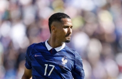Saliba ghi bàn đầu tiên, có hành động ấm lòng ở World Cup 2026