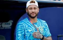 Brazil khát sáng tạo, Neymar trở lại giữa bão nghi ngờ