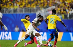 Siêu sao đắt giá của Man City mờ nhạt, Ghana cay đắng rời World Cup