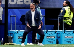 'Phù thủy thời gian' của Thụy Sĩ quyết đóng băng Messi và Argentina
