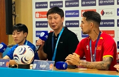 Báo Hàn gọi 'vua Việt Nam', đặt kỳ vọng cực lớn lên HLV Kim Sang-sik