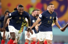 Trực tiếp Pháp vs Tunisia: Camavinga đá hậu vệ