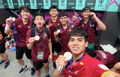 CHÍNH THỨC: VFF lên tiếng khi U23 Việt Nam nhận HCĐ 'ở phòng thay đồ'