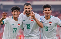 NÓNG: Người hùng 40 năm của Iraq bị Mỹ thẩm vấn 7 tiếng trước World Cup