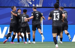 Trực tiếp bóng đá Iran 0-1 New Zealand: Tấn công dữ dội