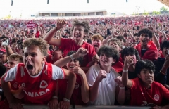 Canada 'lên mây' ở World Cup, cả đất nước vỡ òa trong điên cuồng
