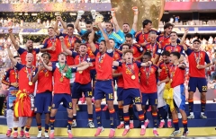 Tây Ban Nha vô địch, FIFA thưởng số tiền khiến cả thế giới choáng