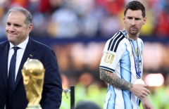 Ronaldo 'béo' tuyên bố gây sốt, đến Messi cũng khó lòng phản bác