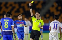 Trọng tài từng rút 345 thẻ vàng bắt trận Việt Nam vs Malaysia
