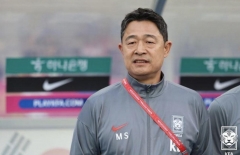 HLV Hàn Quốc thừa nhận 1 điều sau khi thắng đậm U23 Việt Nam 4-0