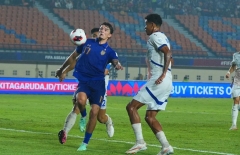 CĐV Thái Lan bình thản gọi tên Việt Nam dù thua 1-2 trước Philippines