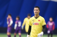 Đình Triệu mắc sai sót, HLV của ĐT Việt Nam lập tức có hành động