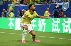 Báo chí Brazil tung hô ngôi sao MU sau cột mốc lịch sử ở World Cup