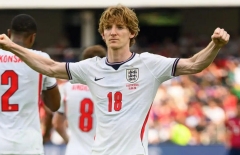 Chỉ 3 chữ, Anthony Gordon mượn khẩu hiệu Arsenal để nói về tuyển Anh tại World Cup 2026