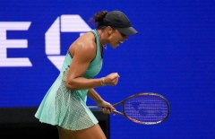 “Nữ hoàng sức mạnh” vượt qua bóng ma ám ảnh tại vòng 1 US Open