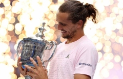Zverev lạnh lùng dập tắt giấc mơ lịch sử của quần vợt Mỹ