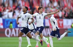 Thắng Thuỵ Sĩ trên chấm phạt đền, Anh thẳng tiến Bán kết Euro 2024