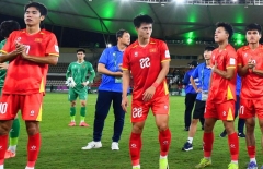 Văn Toàn, Hòa Minzy cùng dàn ngôi sao động viên U23 Việt Nam