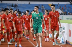 Thủ môn Việt kiều bất ngờ vắng mặt ở ĐT Việt Nam trước AFF Cup