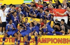 Kỷ lục AFF Cup khó tin, chỉ 2 đội làm được nhưng Việt Nam chưa từng
