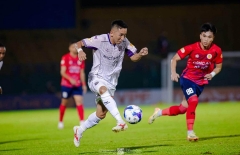 Vua kiến tạo V.League chính thức giải nghệ ở tuổi 38